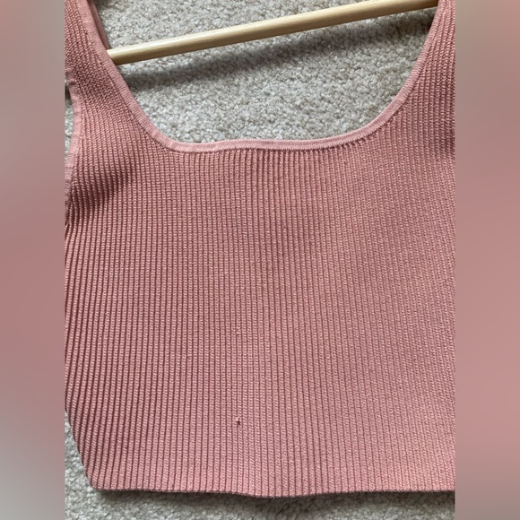 Aritzia Wilfred sculpt knit cropped tank, heirloom pink, size S - Picture 5 of 8